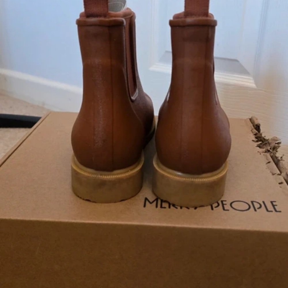Merry People Women's Brown Ankle Boots - Picture 5 of 5